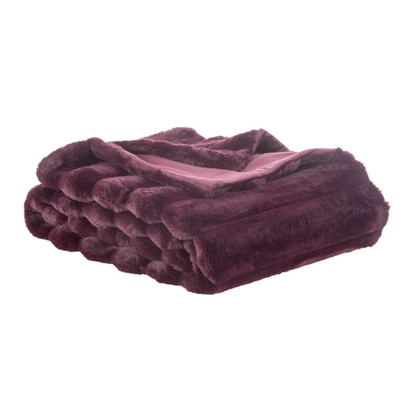 NEW! Berkshire Faux Fur Throw - 60in x 70in - Picture 2 of 7